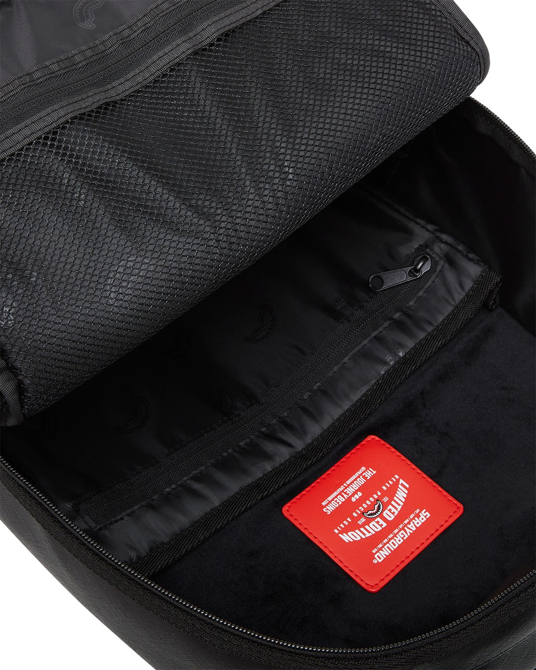 METALLIC DRIP SHARK BUBBLE LETTERS DLX BACKPACK