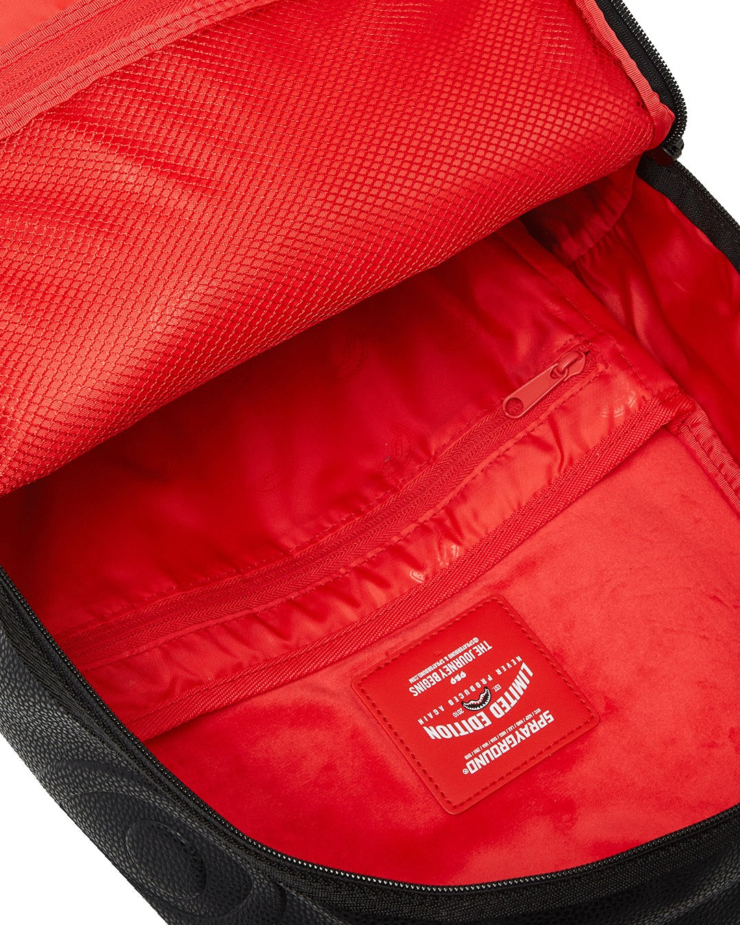 SHARK CENTRAL NEXT STOP ZIP DLXSV BACKPCK