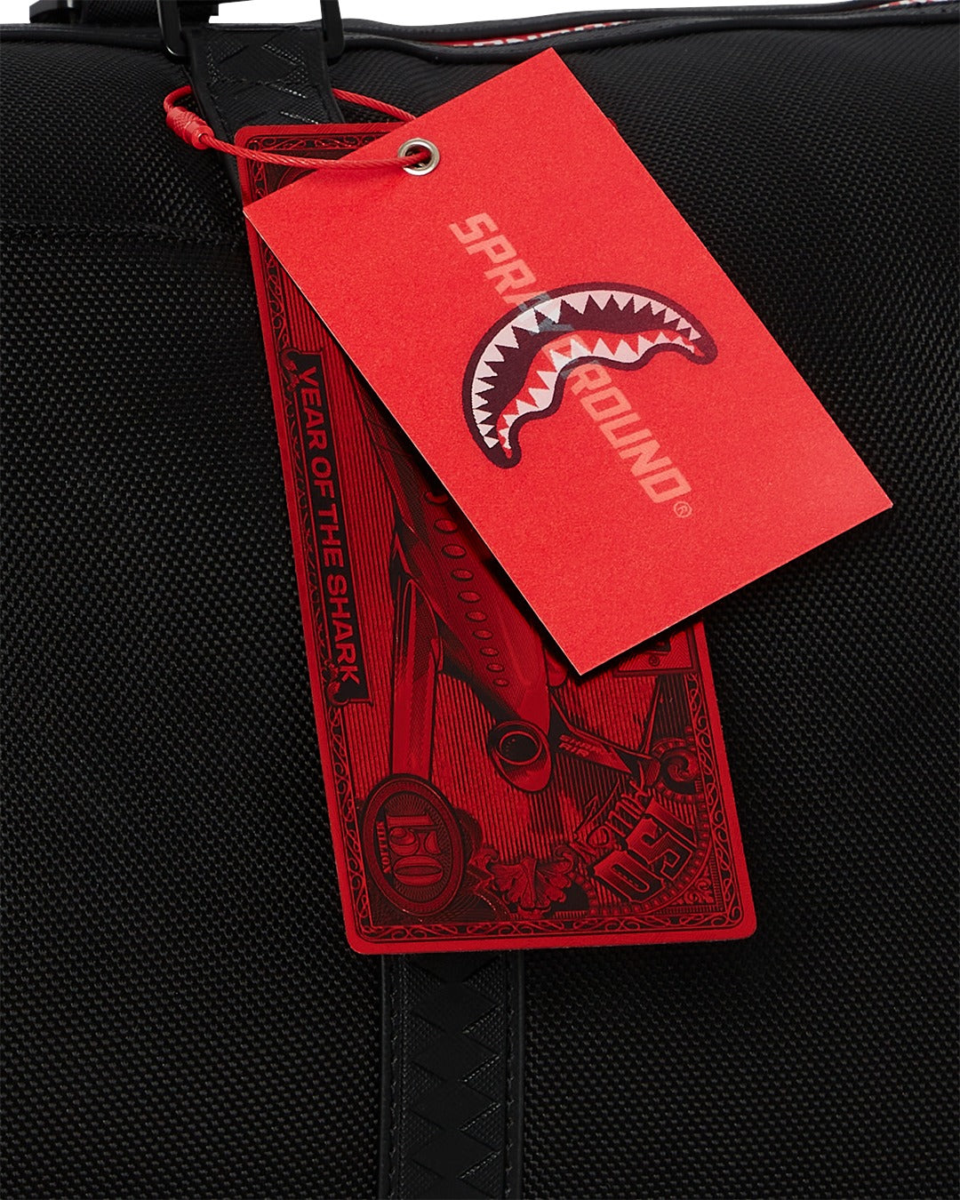 PRINTED ZIPPER SHARK DUFFLE