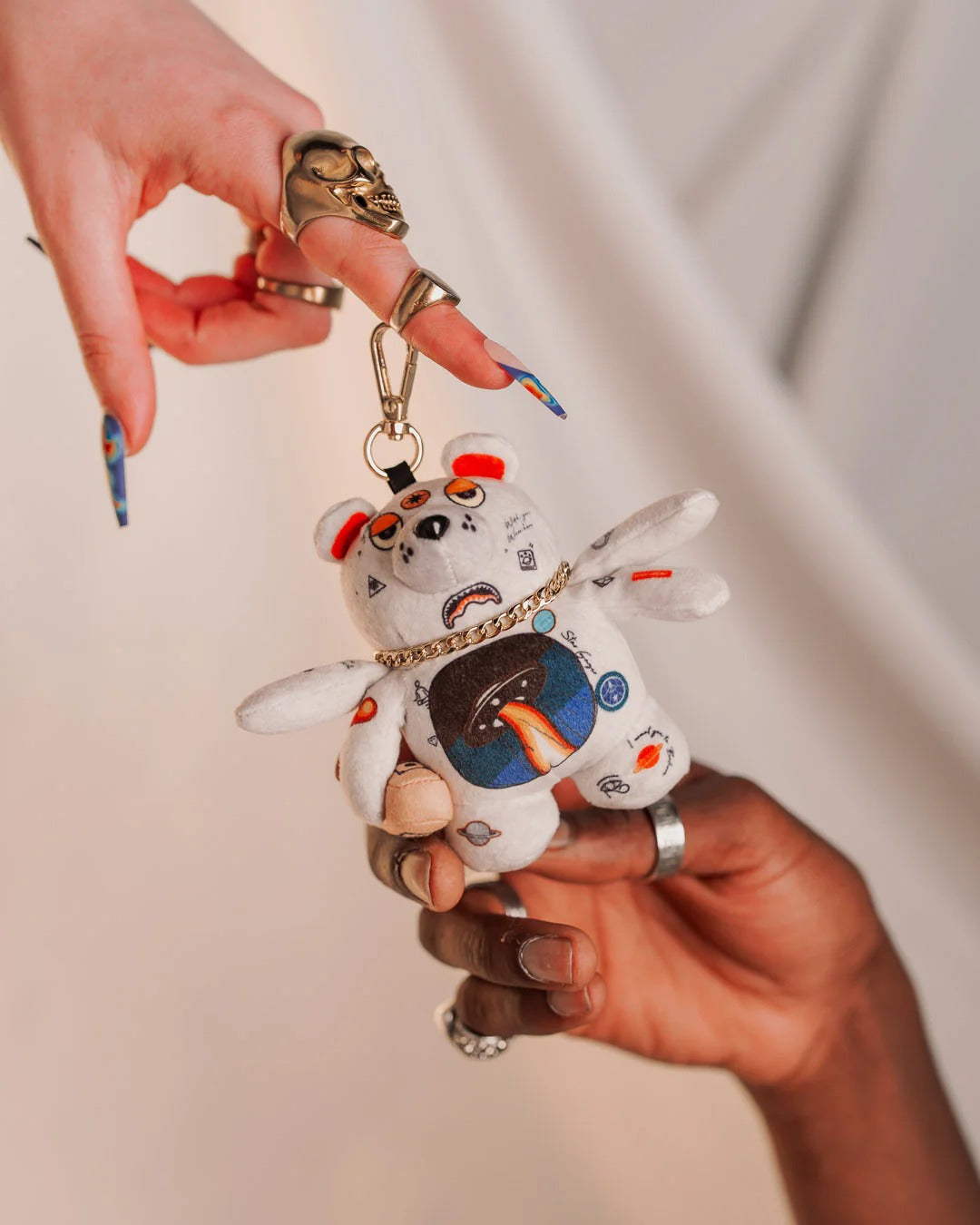 UFO SPACED OUT BEAR KEYCHAIN