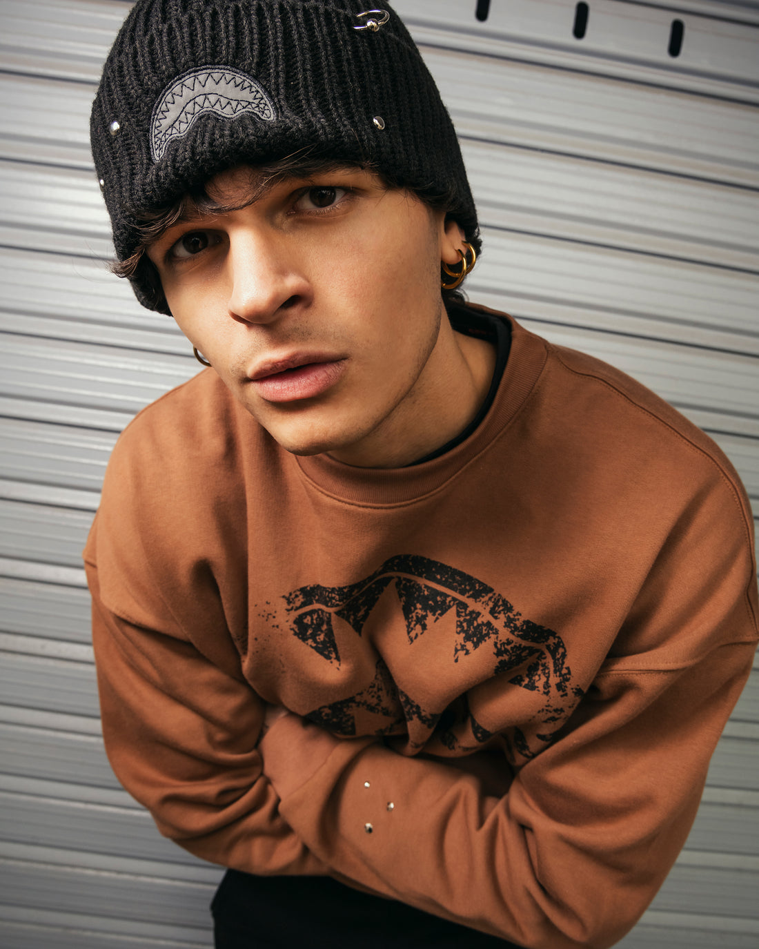 SHARK STAMP CREWNECK