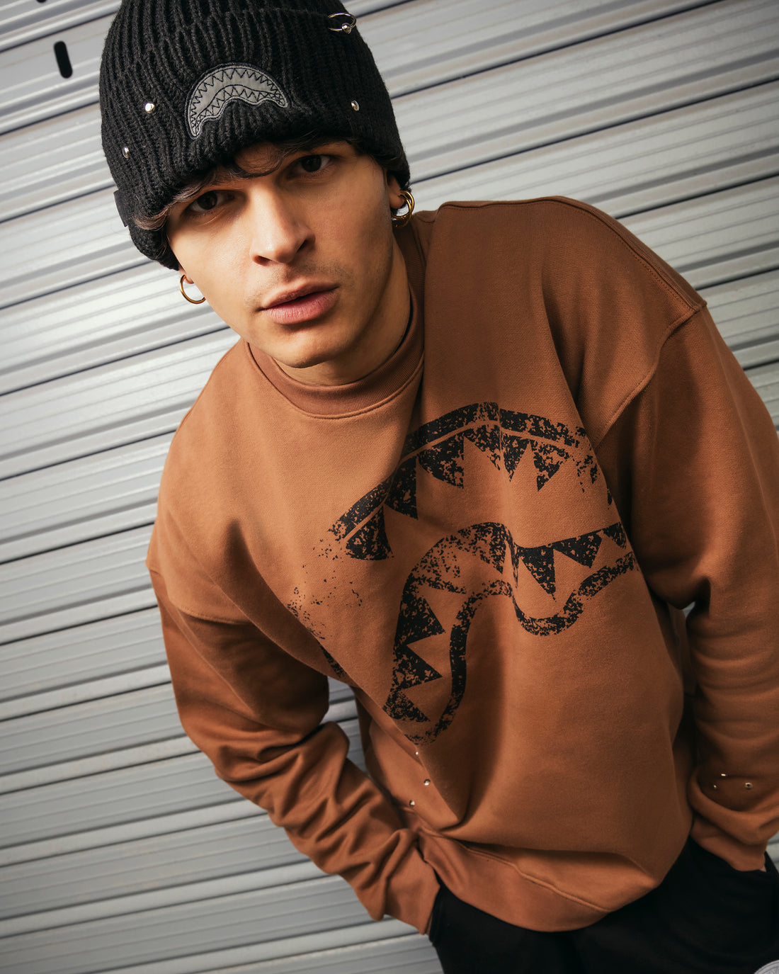 SHARK STAMP CREWNECK