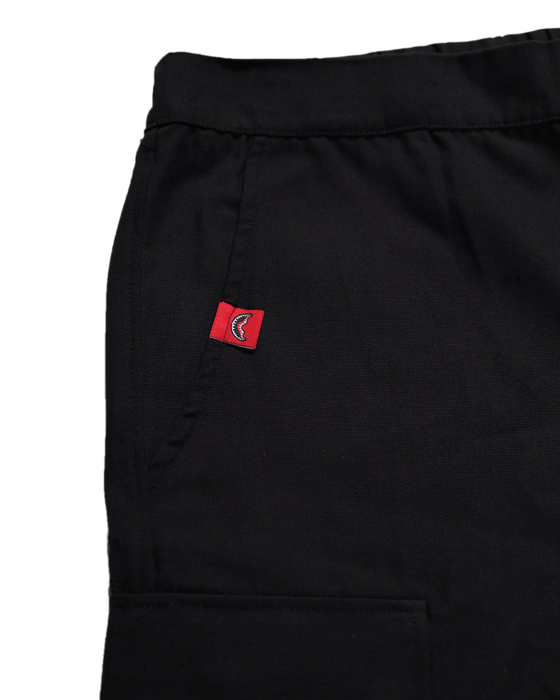 SHARK CARGO SHORTS