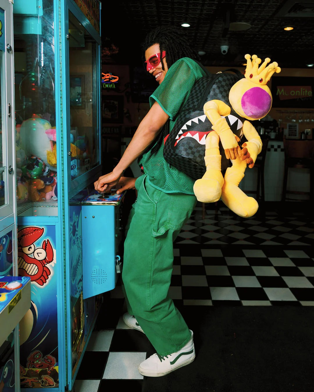 ASTROMANE STUCK IN BACKPACK