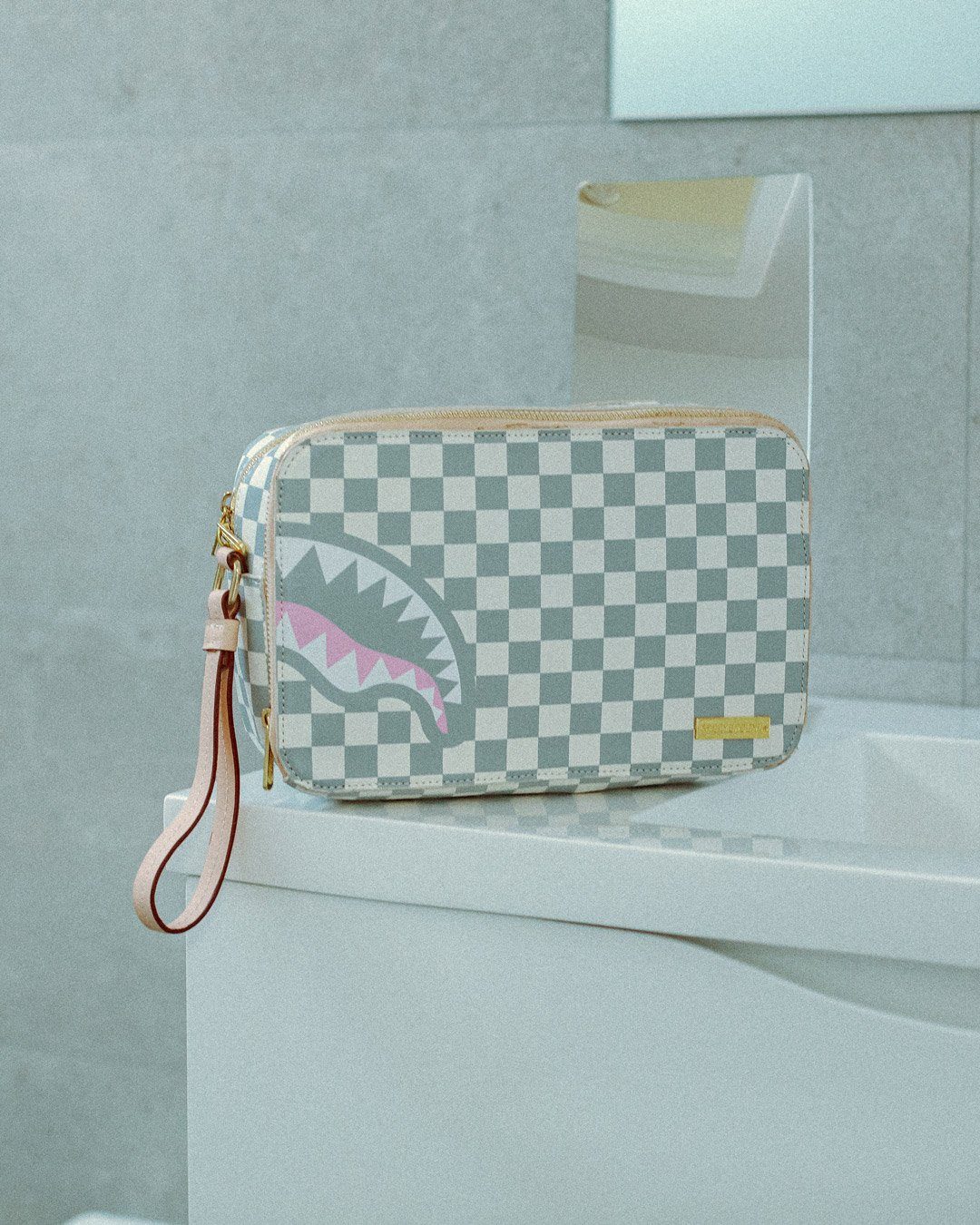 Sprayground Pochette ROSE ALL DAY LA PALAIS TOILETRY White