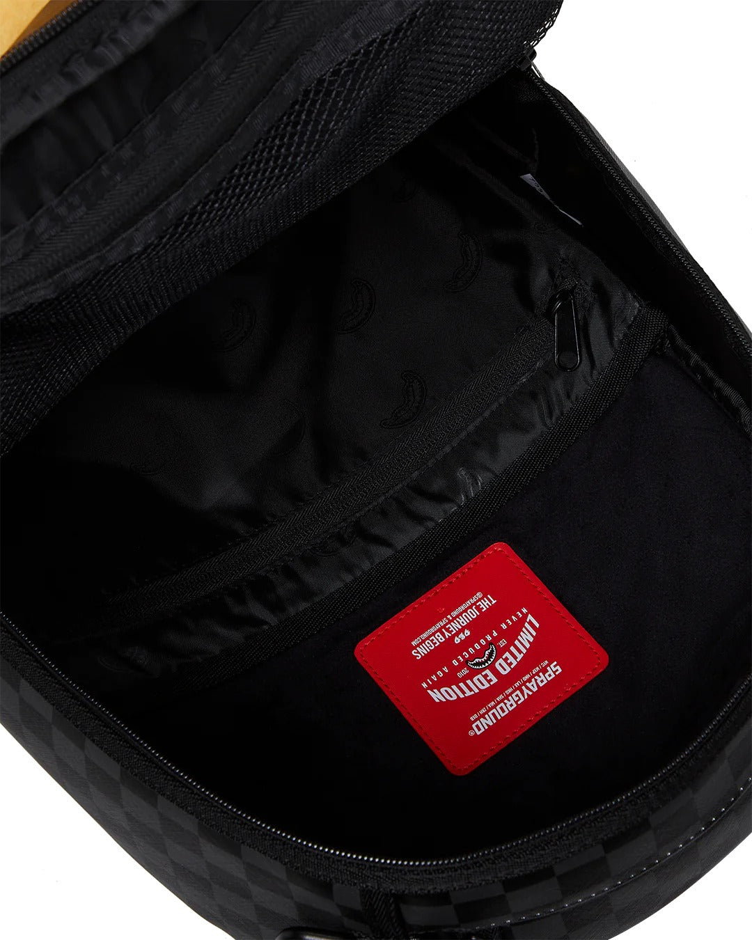 ASTROMANE STUCK IN BACKPACK