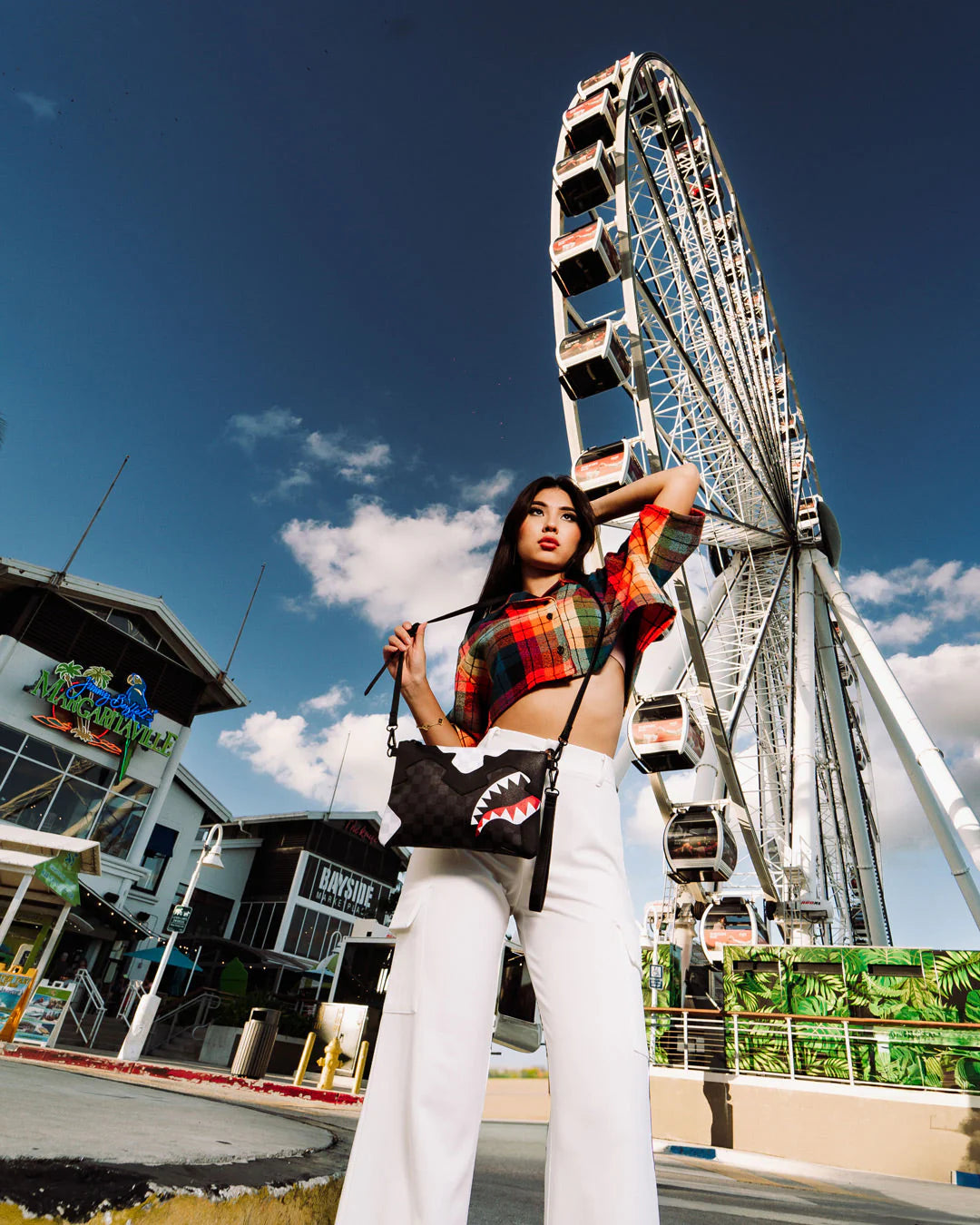 Triple Decker Heir To The Throne Pochette