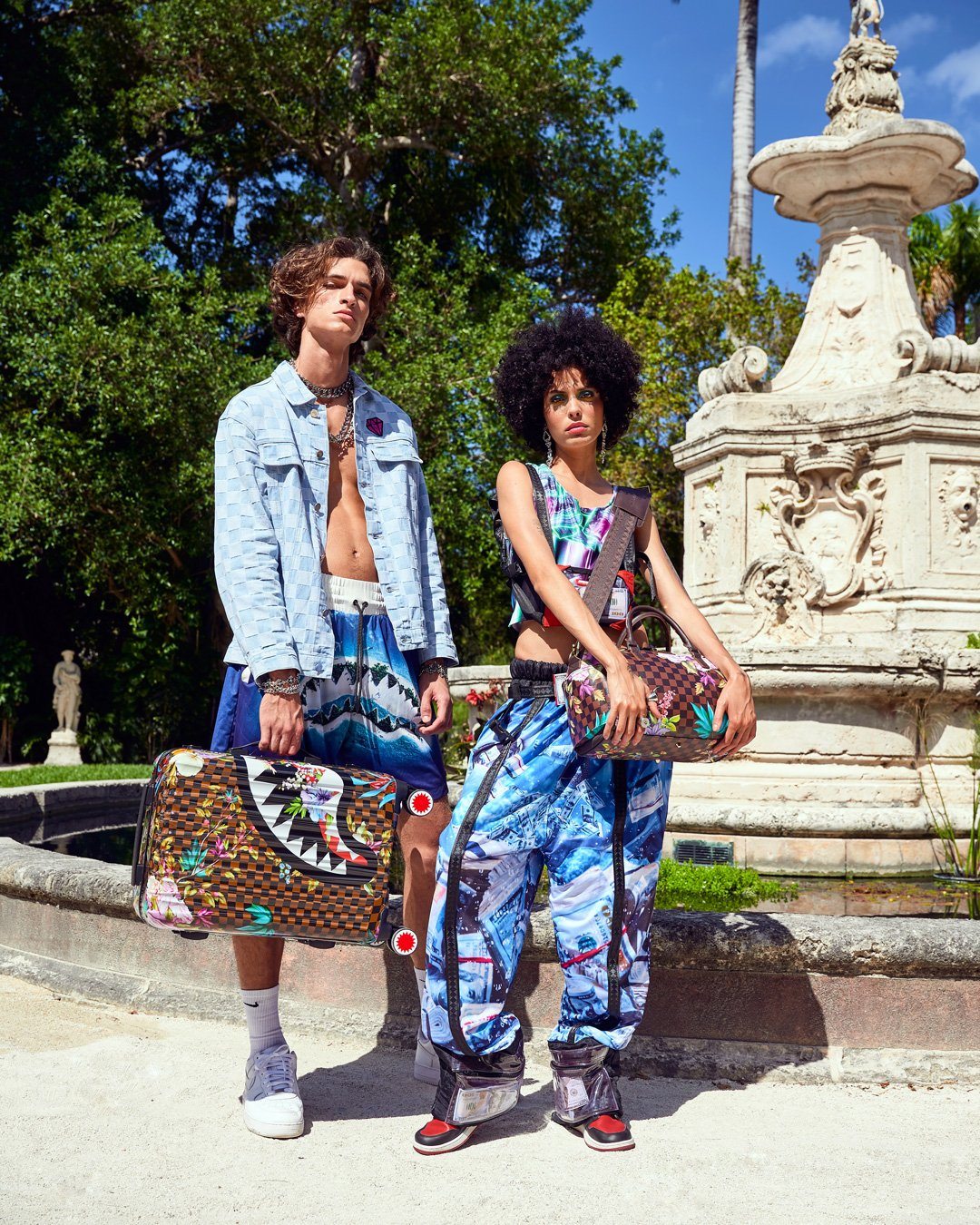 Sprayground Bag GARDEN OF SHARKS MINI DUFFLE Brown